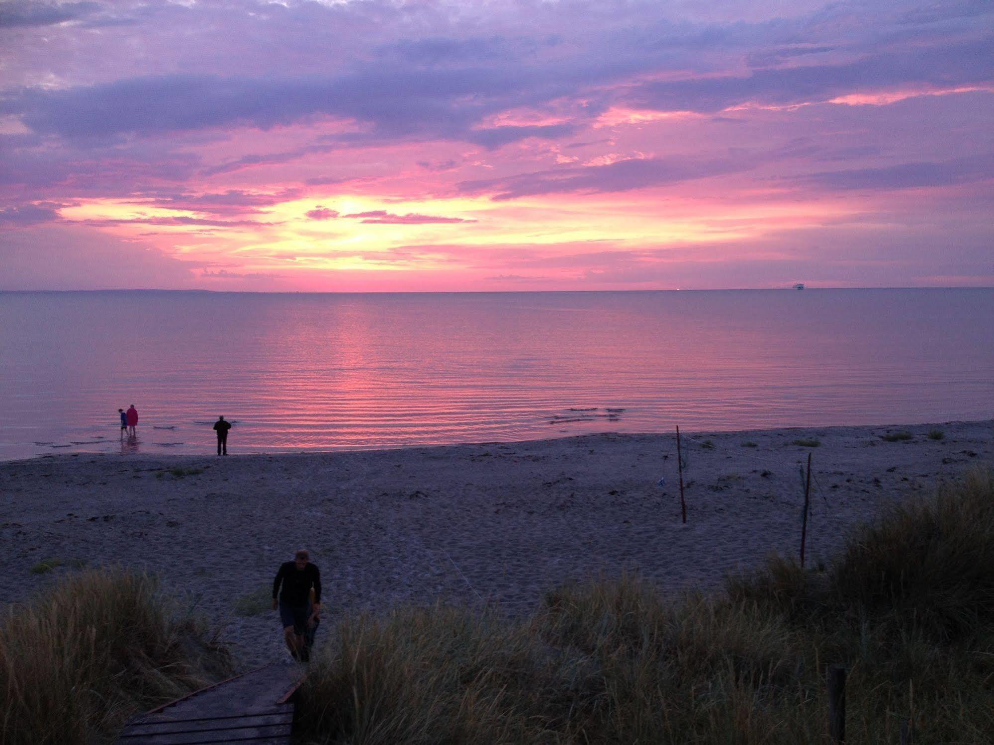 Hotel Strandgaarden Vestero Havn ภายนอก รูปภาพ