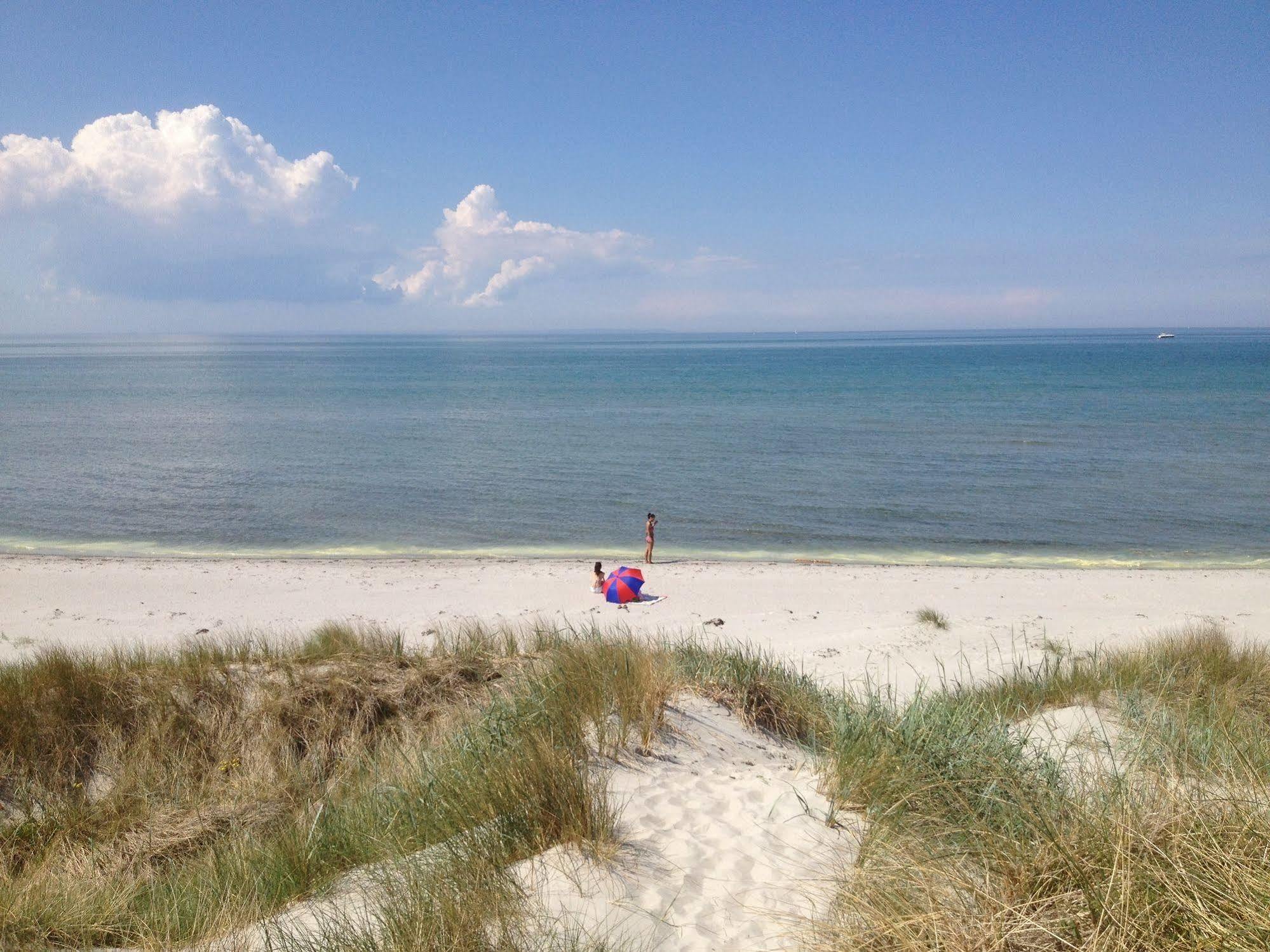 Hotel Strandgaarden Vestero Havn ภายนอก รูปภาพ